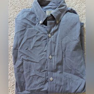 J. Crew Men’s 2 ply cotton size medium